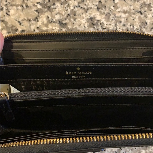 Kate Spade Grove street Wallet - Picture 4 of 5